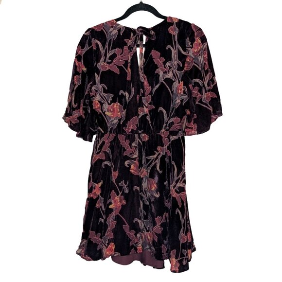 JOA Red Wine Burn Out Velvet Wrap Dress Sz M - Picture 2 of 3